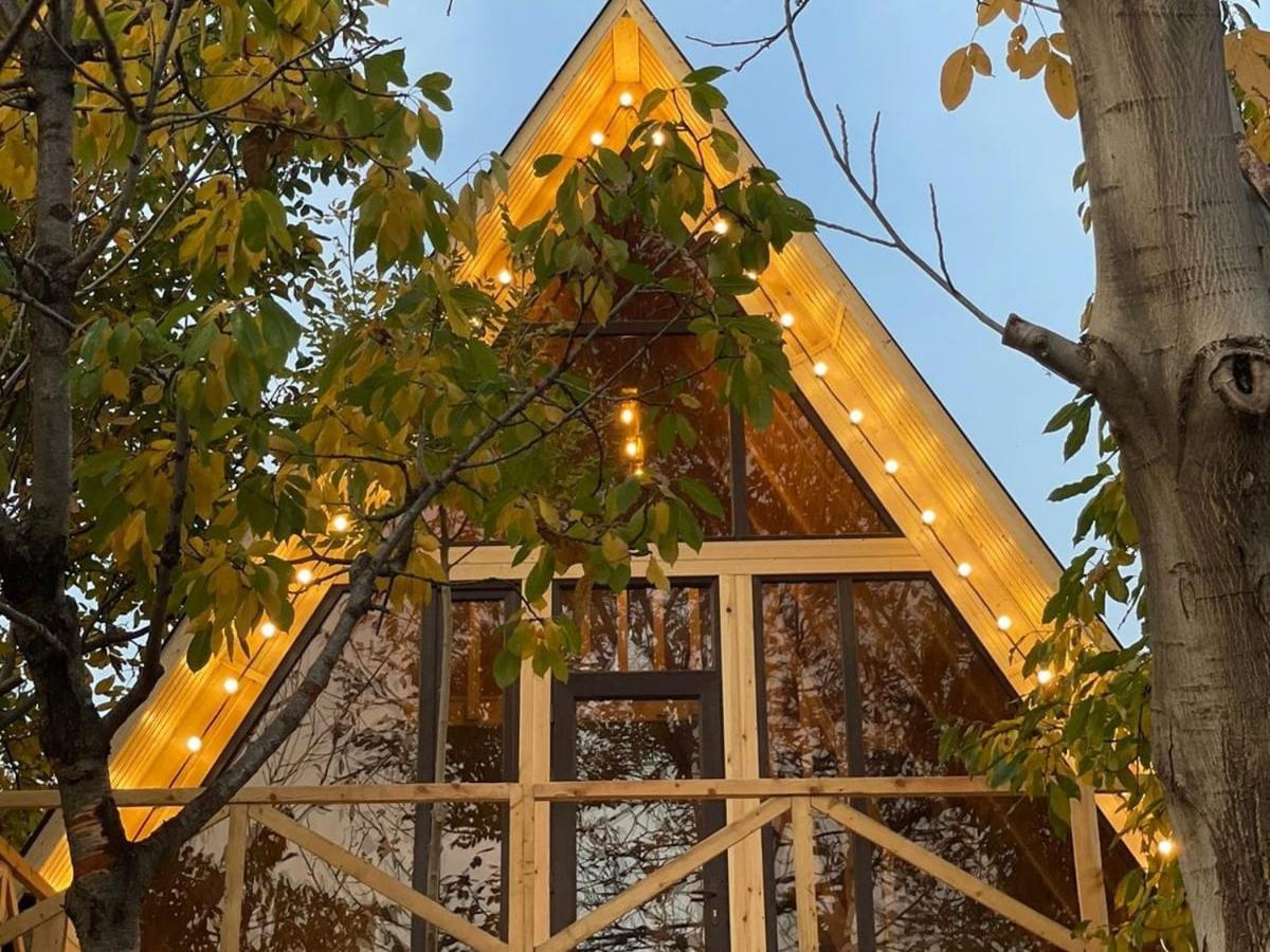 Byurakan Guesthouse & Cottage Ngoại thất bức ảnh